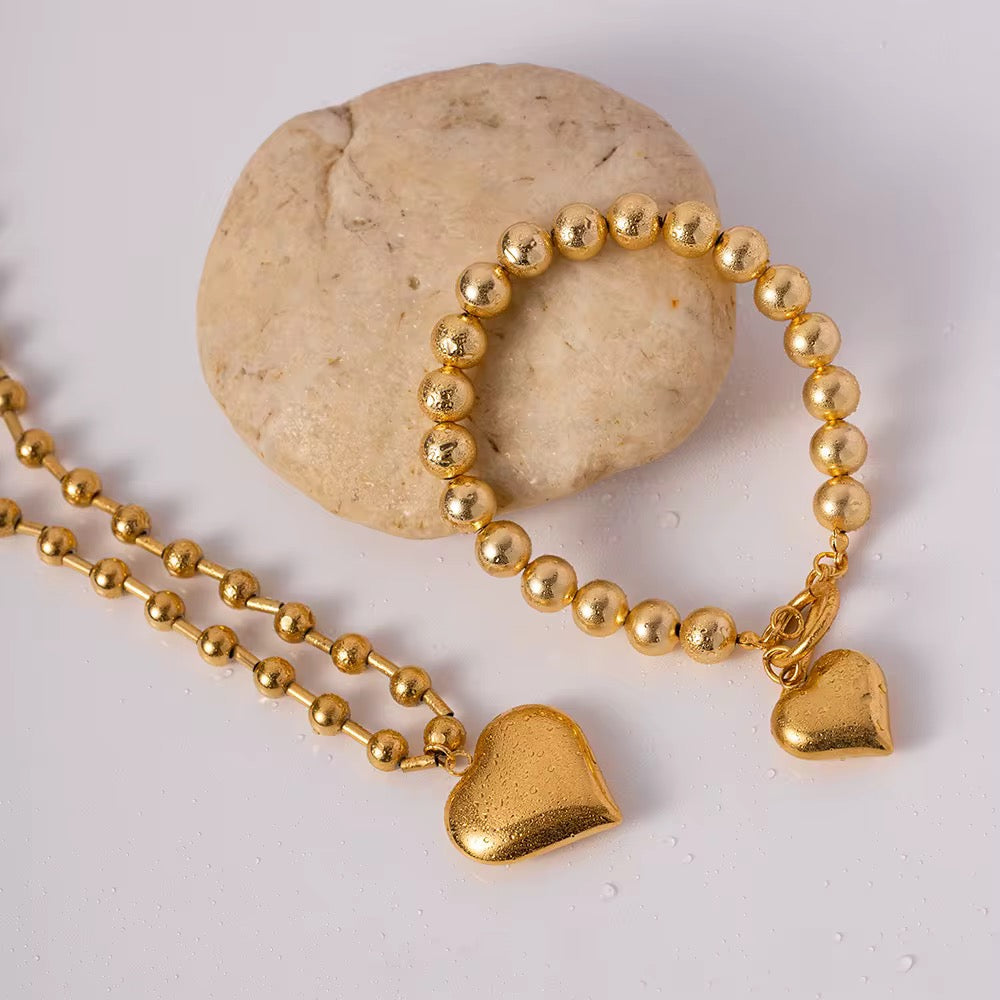 ✨ Gold Heart Beaded Necklace – Elegant & Gift Ready ✨