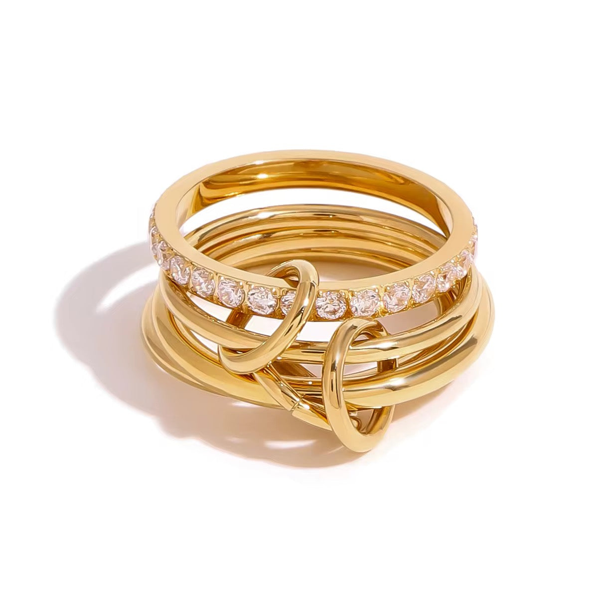 Interlocking Gold Ring Size 8