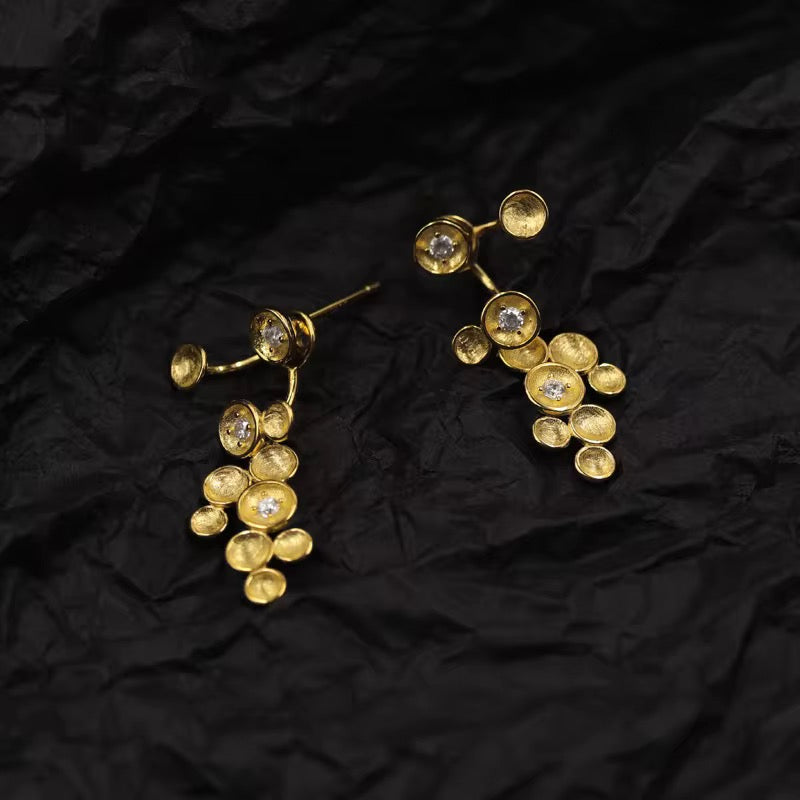 Gold Bubble Cluster Earrings – Elegant Crystal Drop Design