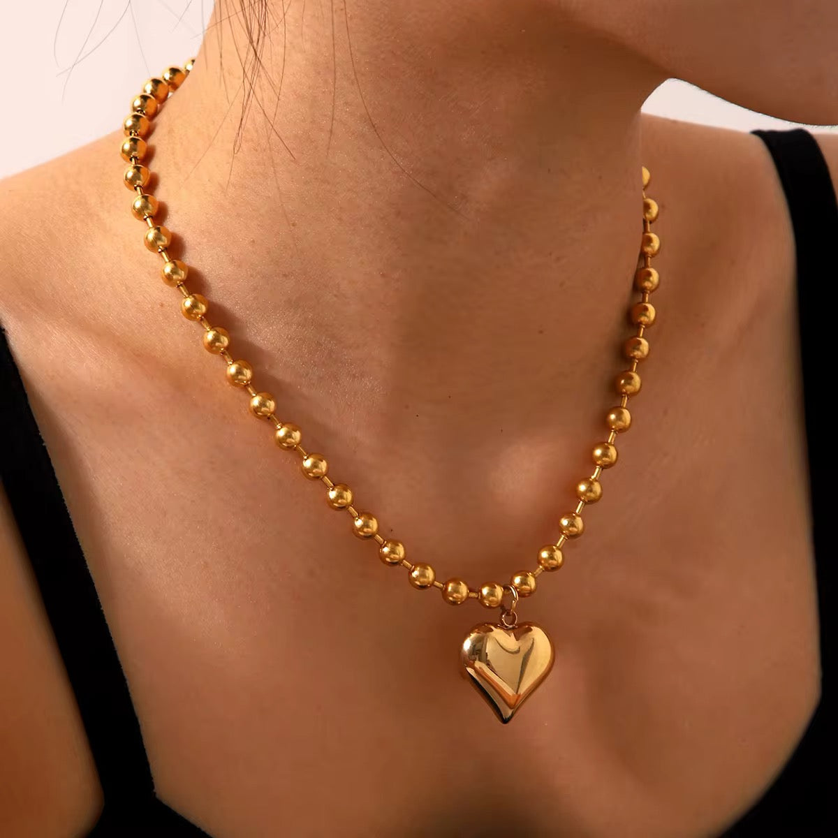 ✨ Gold Heart Beaded Necklace – Elegant & Gift Ready ✨