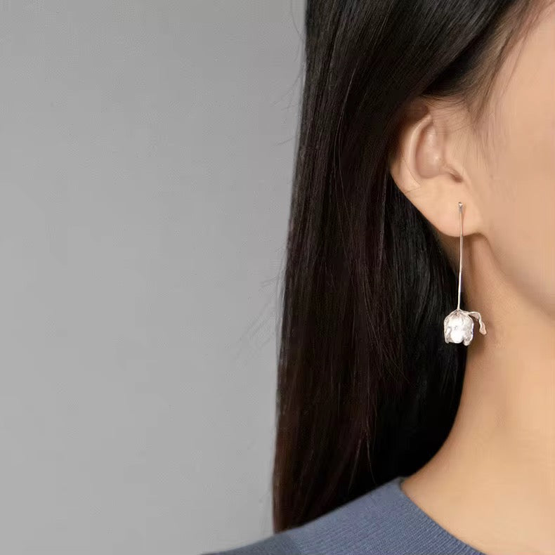 Falling Petal Drop Earrings – Minimalist Floral Design