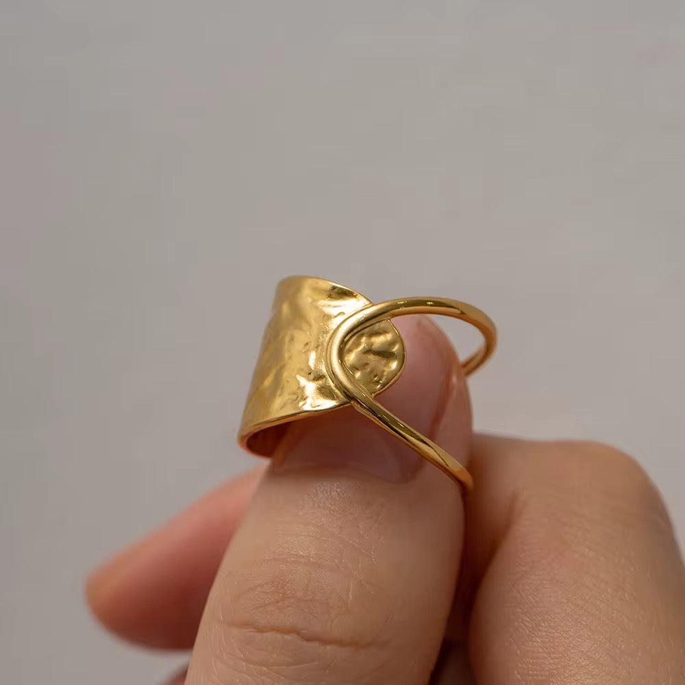 Modern Hammered Wrap Ring – Adjustable (Silver & Gold)