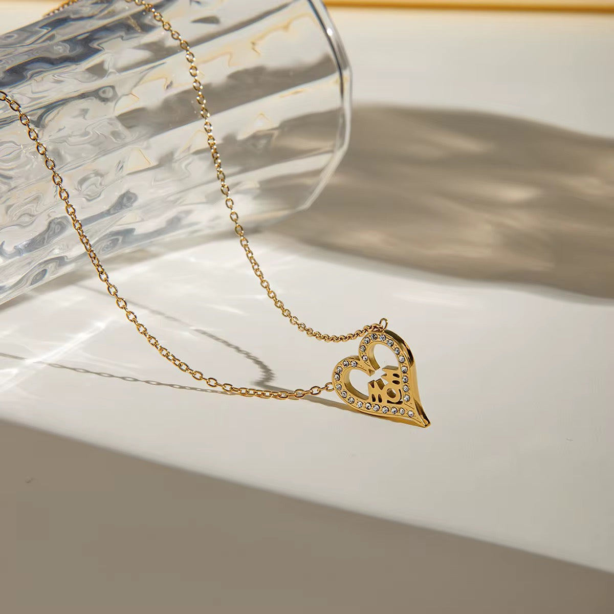 Eterna Heart Necklace
